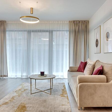 Scala City Center Premium Apartments With Parking By Lion Apartments غدانسك المظهر الخارجي الصورة