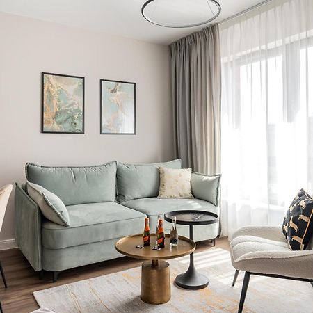 Scala City Center Premium Apartments With Parking By Lion Apartments غدانسك المظهر الخارجي الصورة