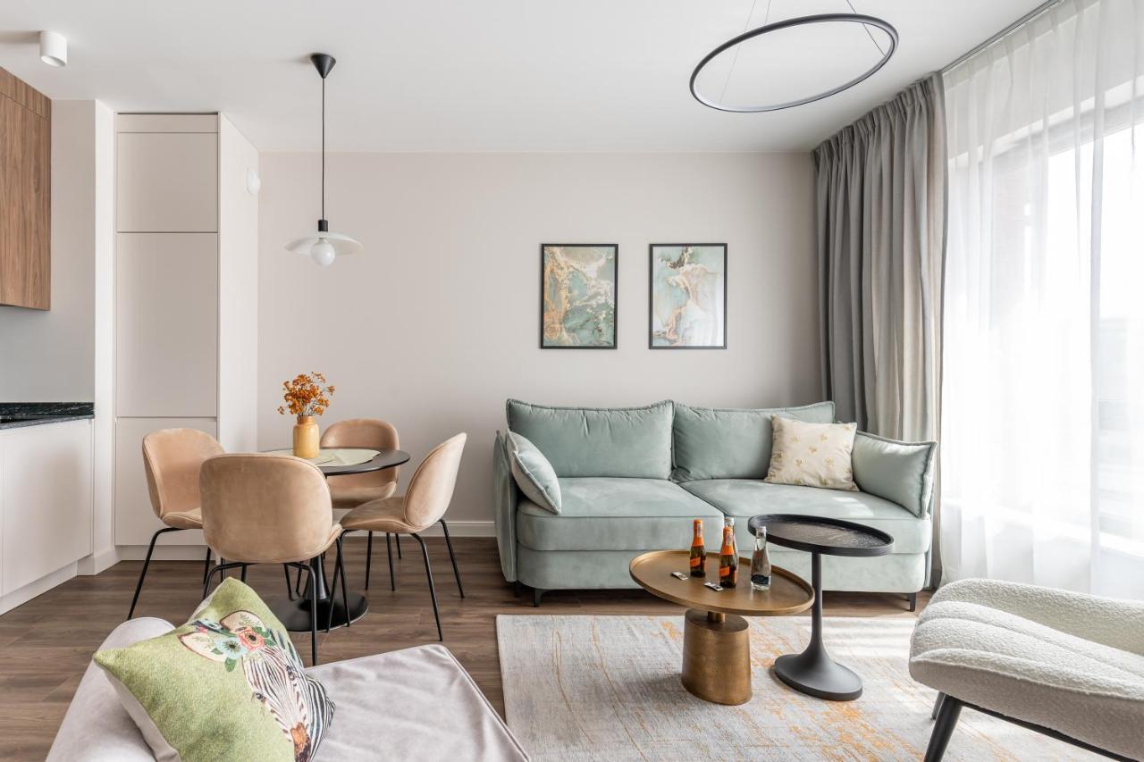 Scala City Center Premium Apartments With Parking By Lion Apartments غدانسك المظهر الخارجي الصورة