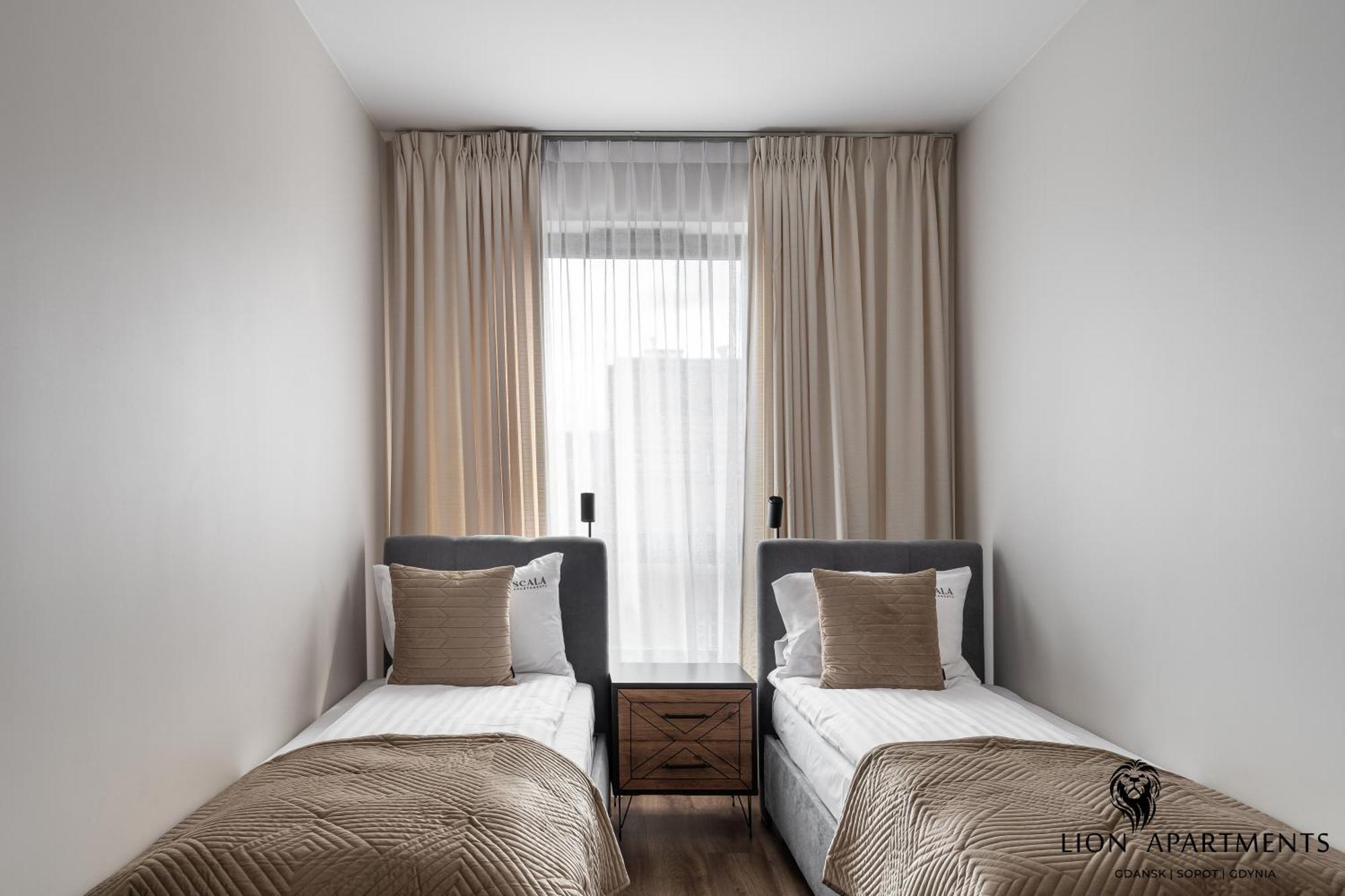 Scala City Center Premium Apartments With Parking By Lion Apartments غدانسك المظهر الخارجي الصورة