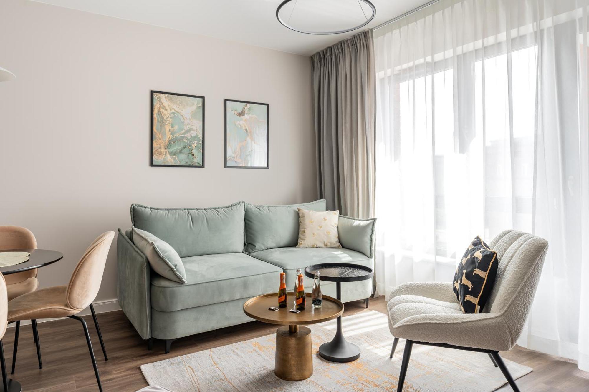 Scala City Center Premium Apartments With Parking By Lion Apartments غدانسك المظهر الخارجي الصورة