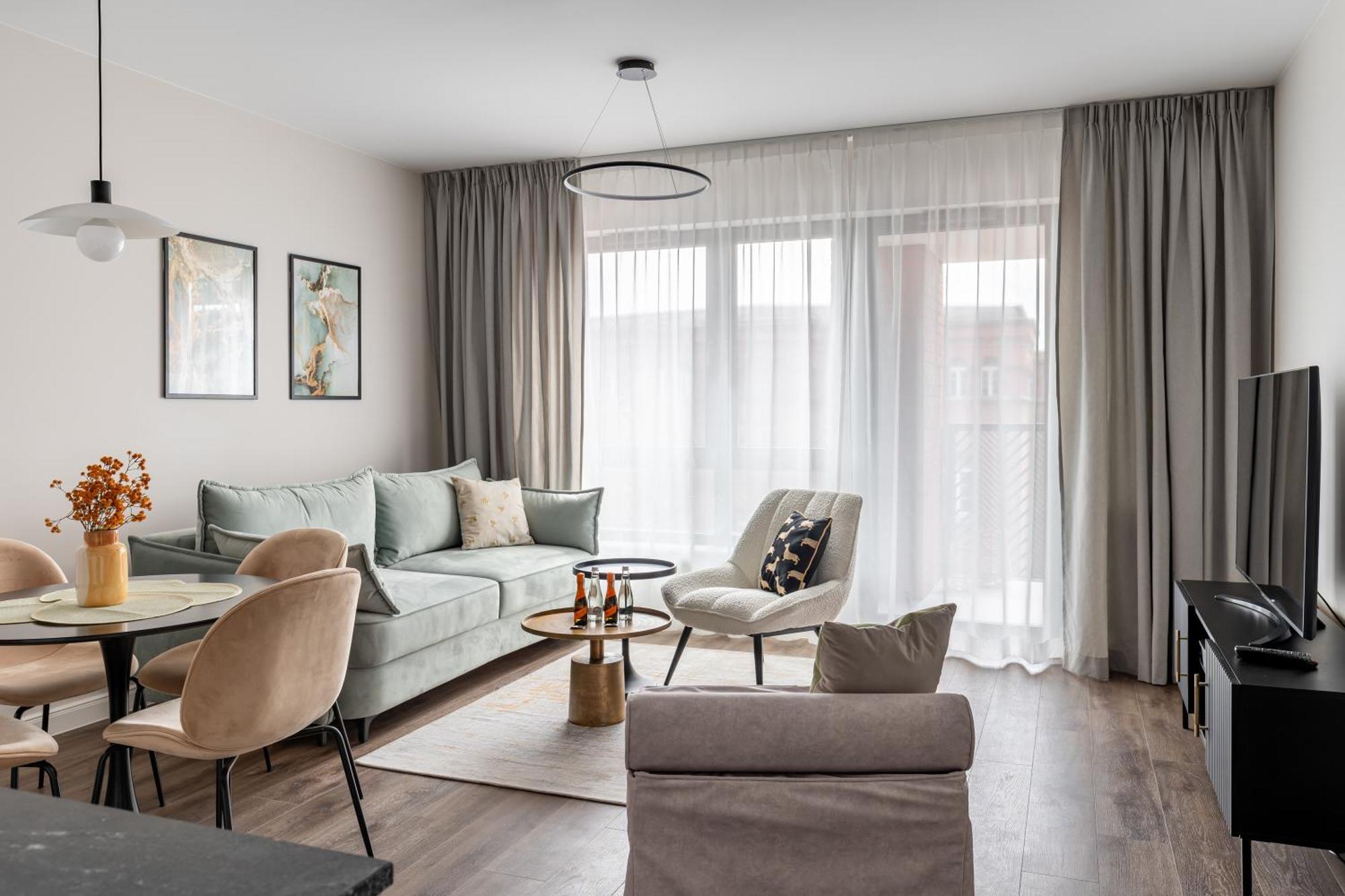 Scala City Center Premium Apartments With Parking By Lion Apartments غدانسك المظهر الخارجي الصورة