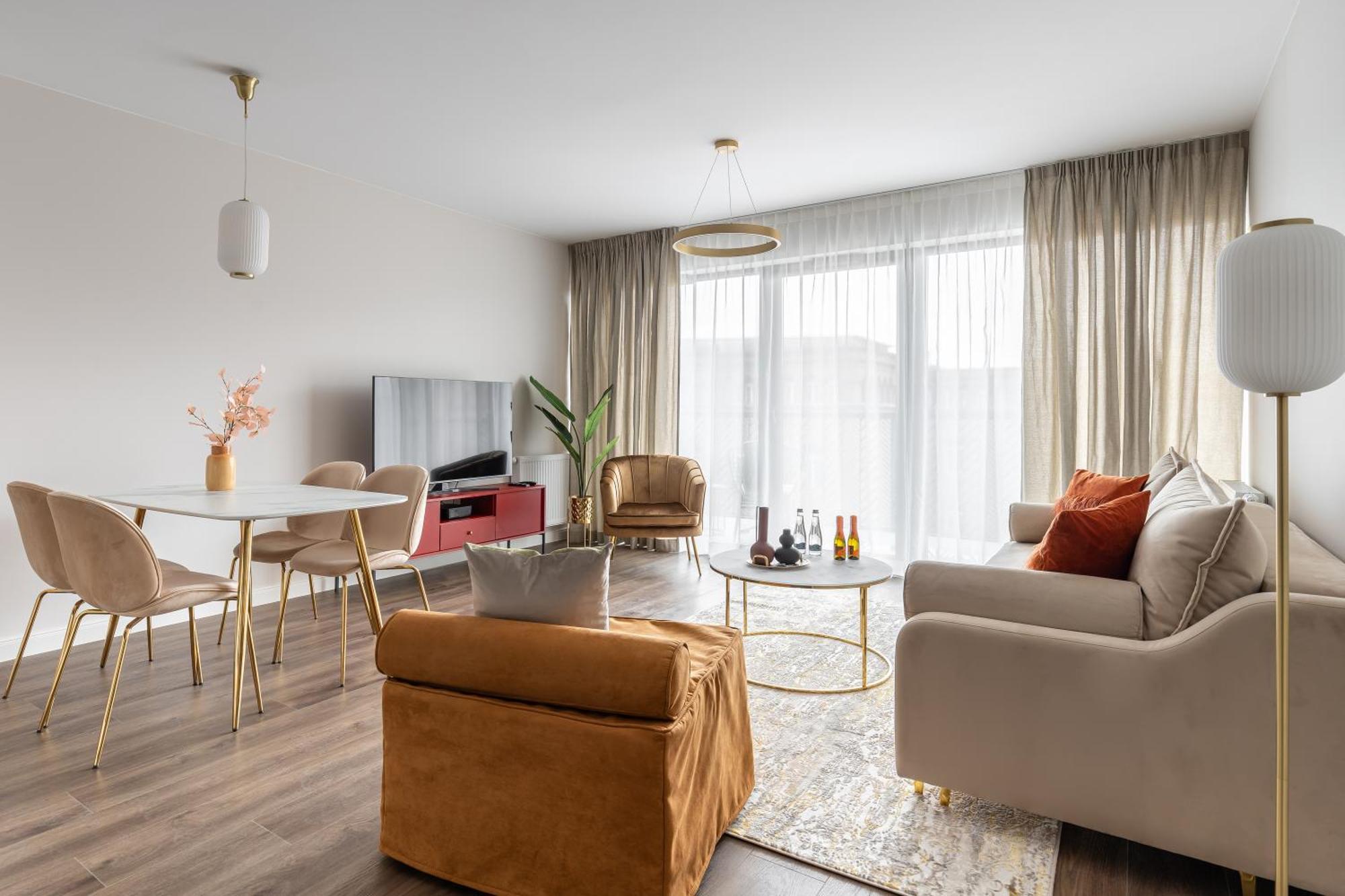 Scala City Center Premium Apartments With Parking By Lion Apartments غدانسك المظهر الخارجي الصورة