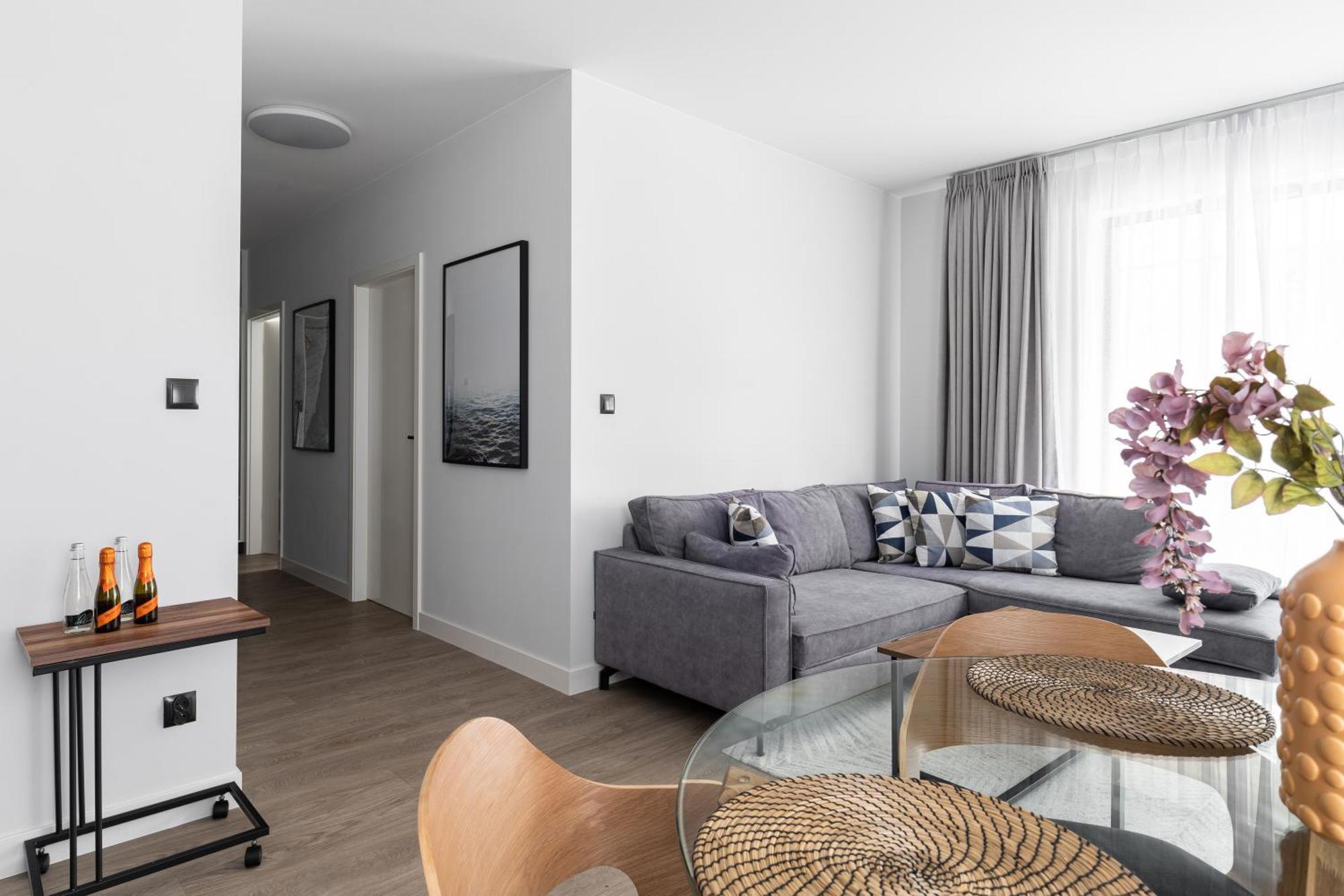 Scala City Center Premium Apartments With Parking By Lion Apartments غدانسك المظهر الخارجي الصورة