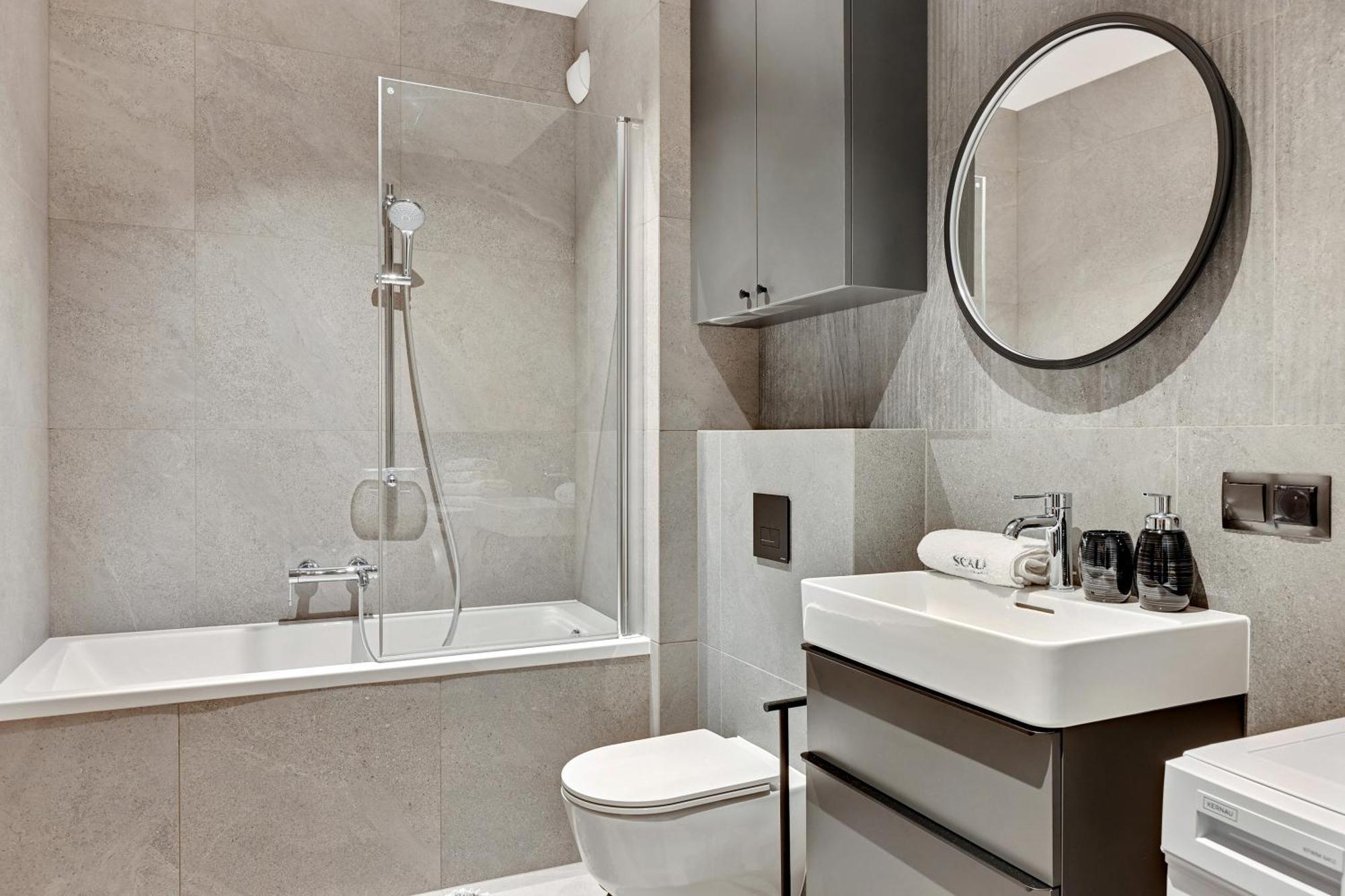 Scala City Center Premium Apartments With Parking By Lion Apartments غدانسك المظهر الخارجي الصورة